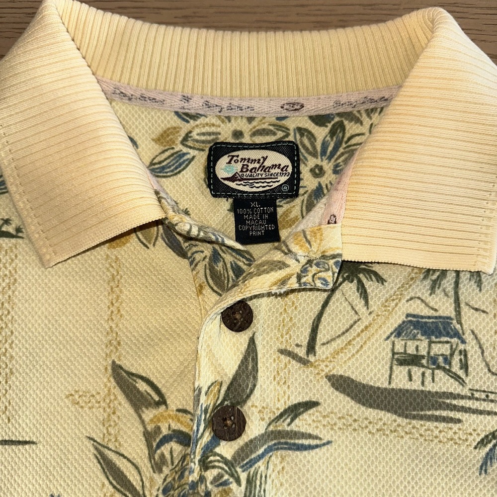 Vintage 90s Tommy Bahama All Over Print Tropical Polo Shirt Size XL Macau